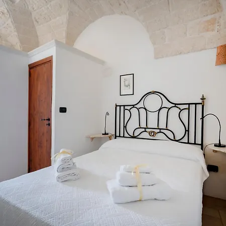 Guesthost - White Stone Appartement *